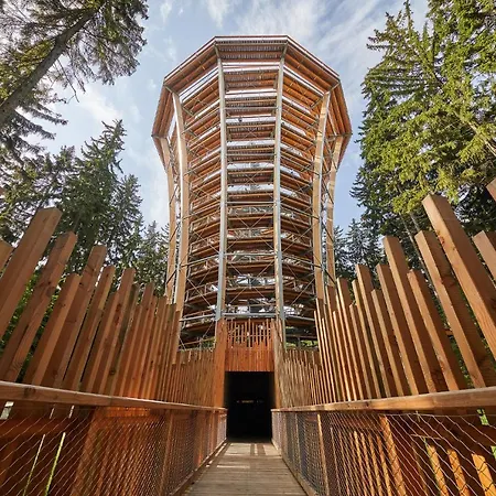 Hotel Adam