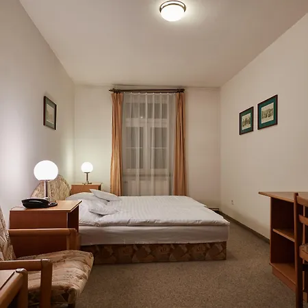 Adam Hotel 4*