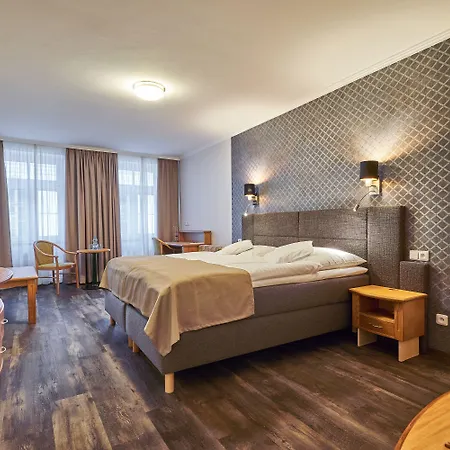 Hotel Adam
