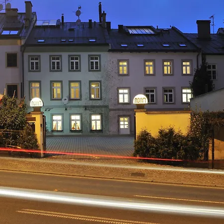Adam Hotel 4*