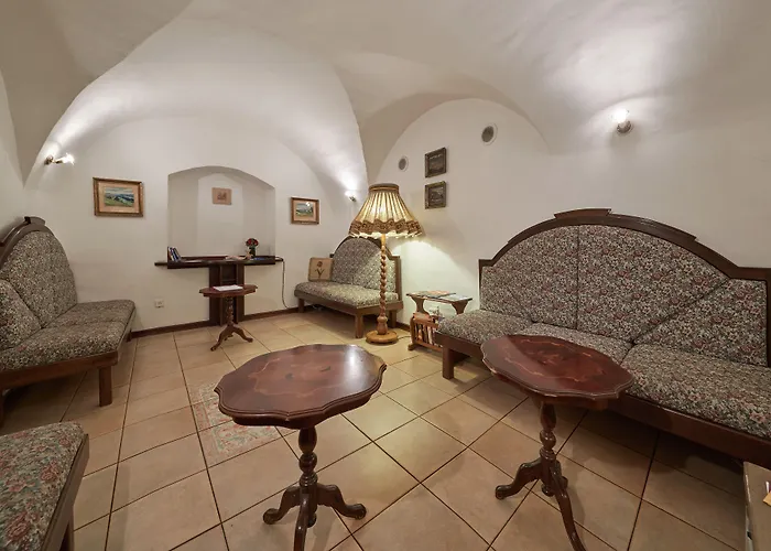 Hotel Adam