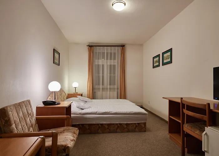 Adam Hotel 4*