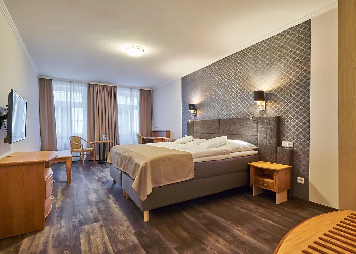 Hotel Adam